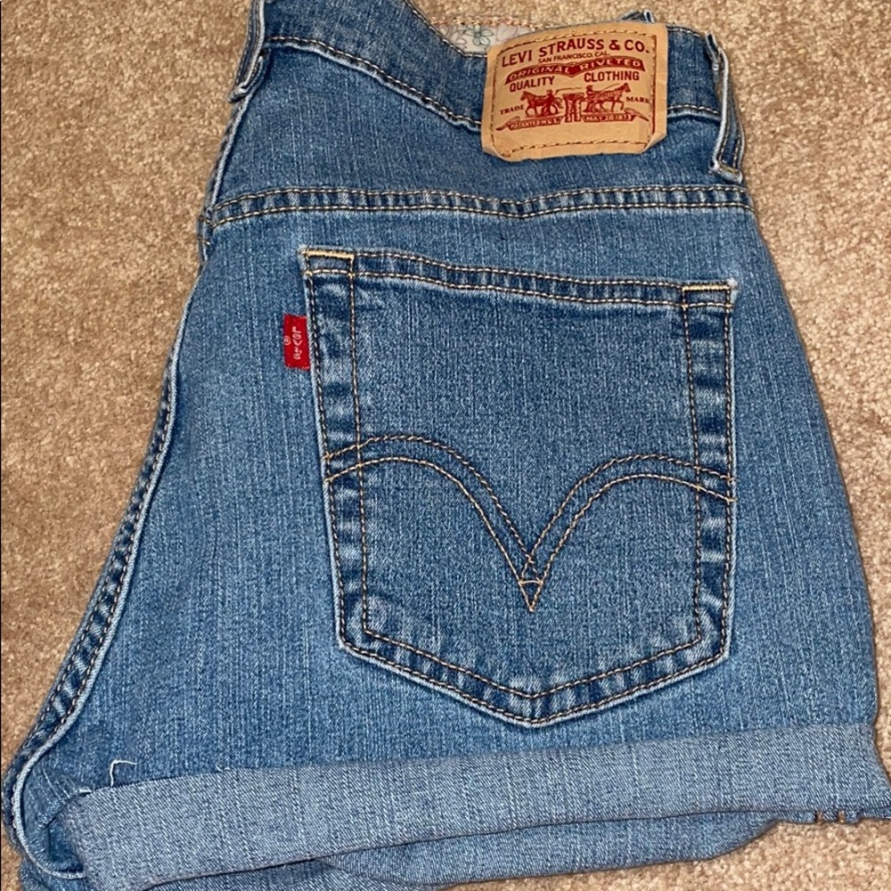 Vintage High Waisted Levi’s Shorts!